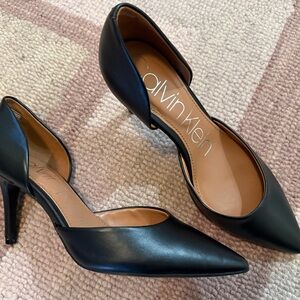 Calvin Klein Black D'Orsay Pointed-Toe Pumps 7.5